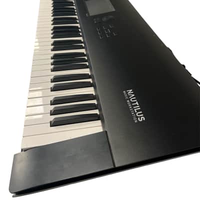 Korg Nautilus 73-Key Music Workstation 2020 - Present - Black image 3