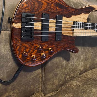 2022 Roscoe SKB3005  Cocobolo sapwood loaded with every option image 5