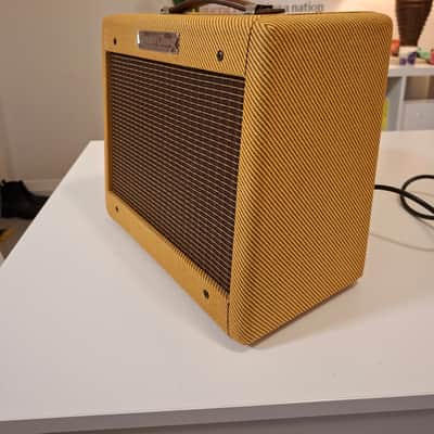 Fender '57 Custom Champ 2-Channel 5-Watt 1x8" Guitar Combo 2016 - Present - Lacquered Tweed image 5