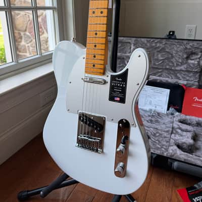 2026 Fender American Ultra II Telecaster Maple - Avalanche White image 3