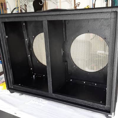 Boutique 2x12 extension cabinet image 13