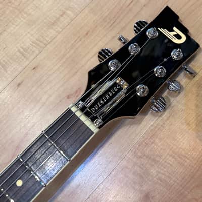 Duesenberg Starplayer TV Semi-Hollow Electric Guitar Blue Sparkle image 8