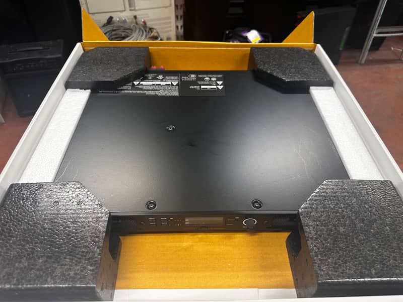 Lab Gruppen IPD 2400 US 2400-Watt Power Amplifier with DSP 2022 - New image 1