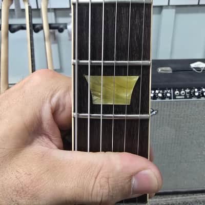 GIBSON *UPDATED FINAL* Les Paul Classic—Honey Burst image 17