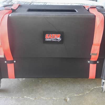 Gator G-212-ROTO 2X12 Molded Combo Amp Case/Stand w/ Wheels