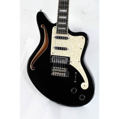 D'Angelico Premier Series Bedford SH Limited-Edition Electric Guitar with Tremolo Regular Black Flake image 3