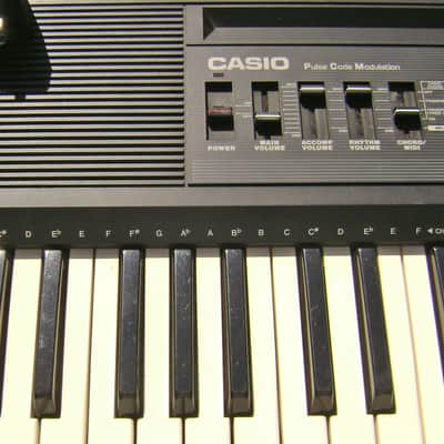 Casio Casiotone CT-640 - 465 Sound Tone Bank with Stand & Class 2 Power Supply image 3