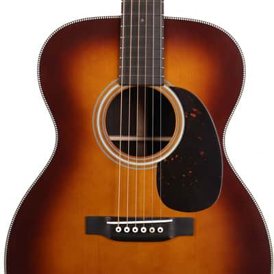 Mint Martin Custom Shop 000-28 Authentic 1937 Ambertone image 4