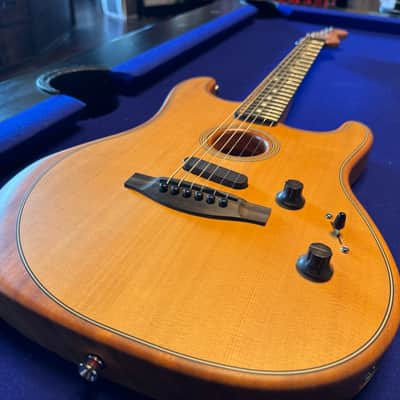 Fender AMERICAN ACOUSTASONIC® STRATOCASTER® 2020 - Natural image 4