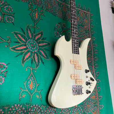 Fernandes MB-85/90 Mockingbird Bass image 6