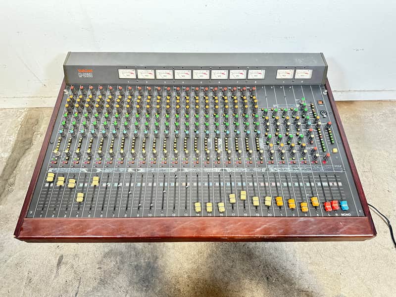 TASCAM M-60 ミキサー 中古品の通販 | LAMINARCASHFLOW