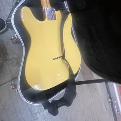 Fender American Series Telecaster with Maple Fretboard 2003 - 2007 - Vintage White image 5