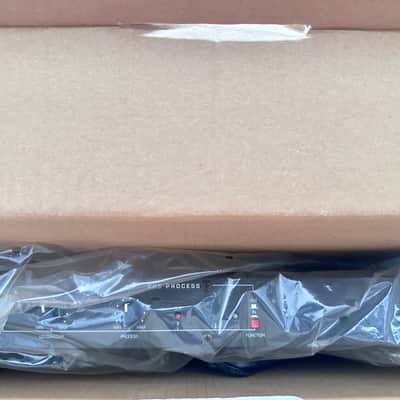 BBE 362 Sonic Maximizer 2000s - Black and Red image 13