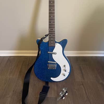 Danelectro 12 string 1997 - Blue sparkle image 1
