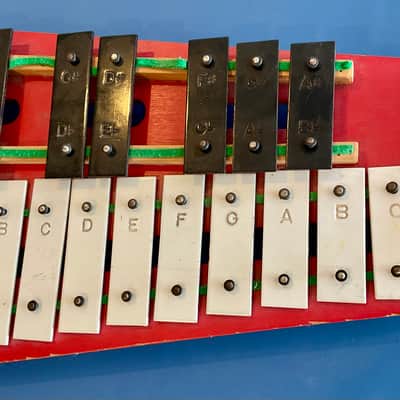 Rhythm Band 25-note Artist Chromatic Melody Bell Set w/ Mallets image 3