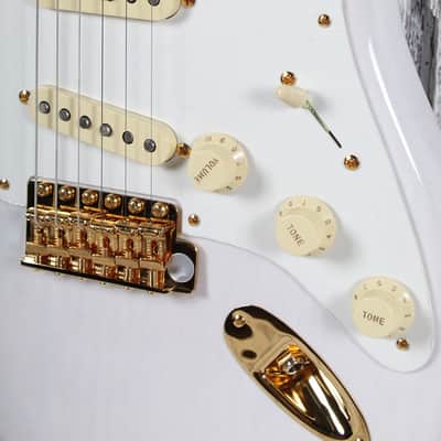 Fender LTD American Vintage II 1957 Stratocaster Electric Guitar with Case & COA image 5