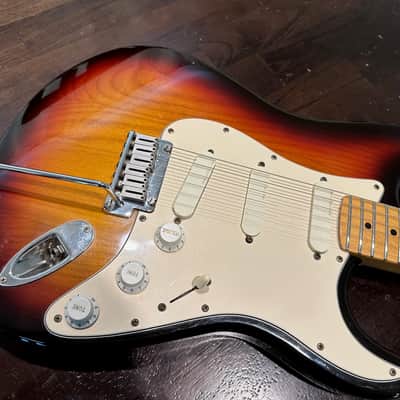LACE Fender American Strat Plus Deluxe Electric Guitar Sunburst - Vintage 1989 image 1
