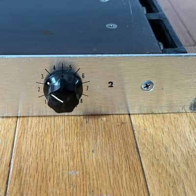 Crown D-40 Dual Channel, Solid State Stereo Power Amplifier, Very Good Condition image 5