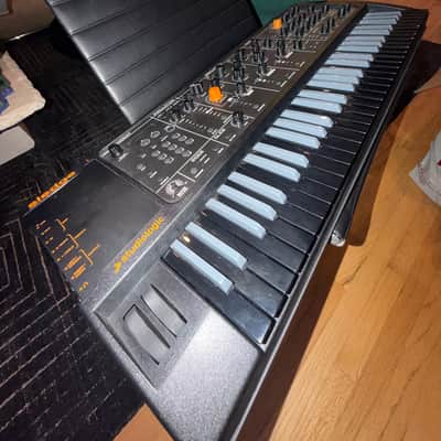 Studiologic Sledge 2.0 Polyphonic Virtual Analog Synthesizer 2010s - Black