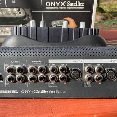 Mackie Onyx Satellite FireWire Audio Interface with Base Station 2006 - 2009 - Dark Gray image 3