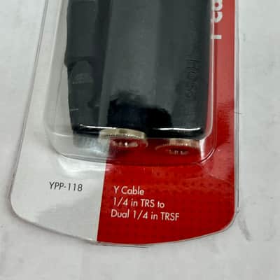Hosa 1/4th Y Cable adapter image 1