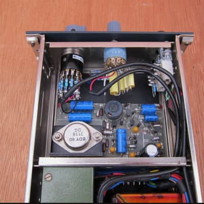 Neve 1272 Dual Mic Preamps. In Custom-built Chassis by Raw State 1272 vintage - Grey image 8