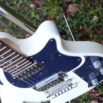 First Act volkswagon electric guitar  white image 3
