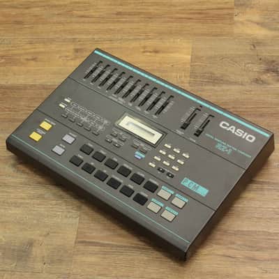 Casio Rz 1 [100928] (03/17)