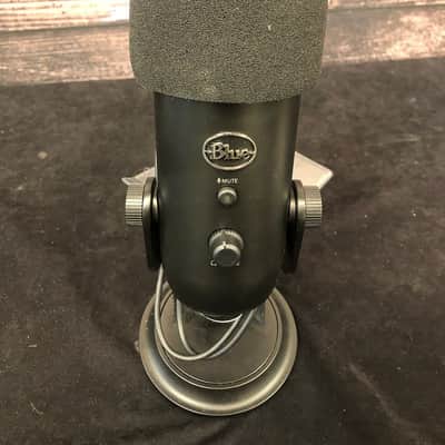 Blue Microphones Yeti  USB Studio Condenser Microphone (Margate, FL) image 3