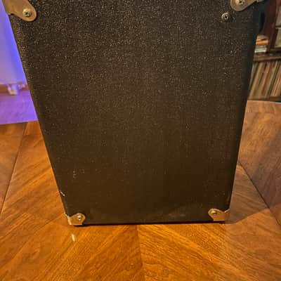 Yorkville BassMaster XM50 – 50W 1x10 Bass Combo Amp amplifier image 6