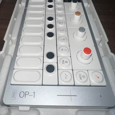 Teenage Engineering OP-1 Field Portable Synthesizer Workstation 2022 - Present - White image 2