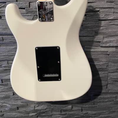 Fender American Performer Stratocaster RW Arctic White image 11