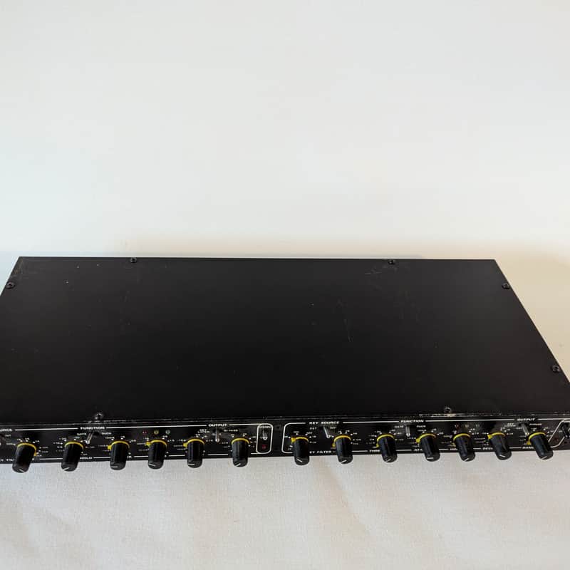 1984 – Present Drawmer DS201 Dual Gate Black