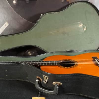 F. Himenes Modelo 300 Japan Classical Guitar w/ Chipboard Case image 18