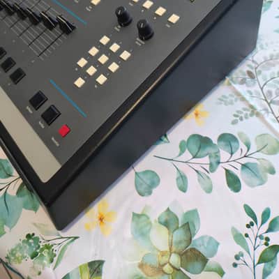 E-MU Systems SP-1200 8-Voice Drum Sampler 1987 - 1996 - Black image 3