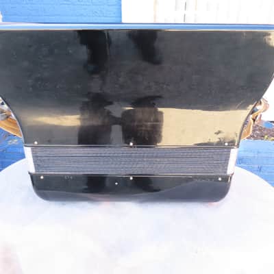 CASTELFIDARDO by B. BURINI 120 BASS ACCORDION CLEAN MODEL 274 maybe needs a little work image 8