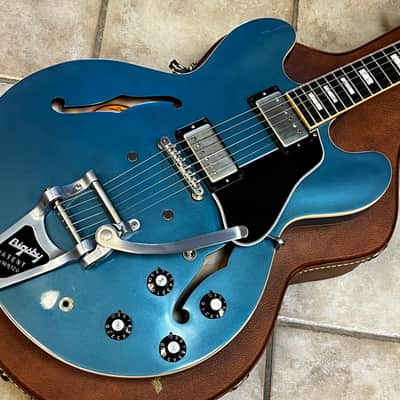 Gibson ES-335 Electric Guitar w Bigsby Pelham Blue w case image 1