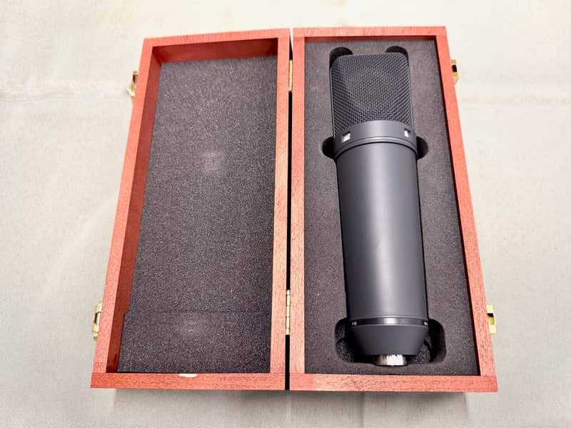 Neumann U 87 Ai mt - Matte Black - MINT MINT MINT image 1