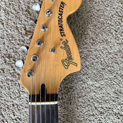 Original 2002 Fender Tom Delonge Limited Edition Stratocaster Strat Graffiti Yellow image 22