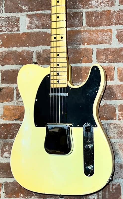 Excellent 1976 Fender Telecaster, White  Black Pick Guard Maple Fretboard  OHSC,  Sweet Vintage Tele ! image 1