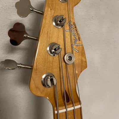 Fender Classic Series '50s Precision Bass 2-Color Sunburst image 3