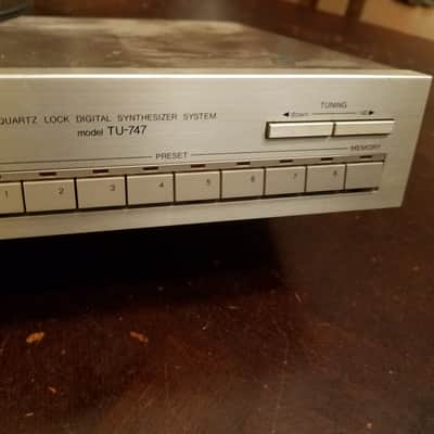 Denon TU-747 Stereo AM FM Tuner Quartz Lock 1980's - Japan Silver image 5