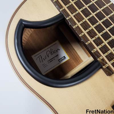 Warwick Alien Acoustic 6-String Bass w/ Fishman Piezo Prefix System A/E w/ Bag - 7.5 Pounds #8667-21 image 12