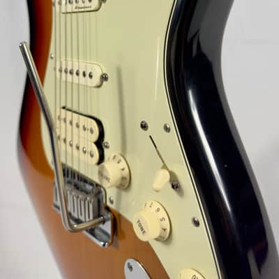 Fender American Deluxe Stratocaster HSS W/ OHSC 2000 - 3 Tone Sunburst image 8