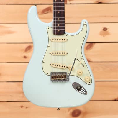 Fender Custom Shop 1959 Stratocaster Journeyman Relic - Super Faded Aged Sonic Blue - CZ582131 - PLEK'd image 2