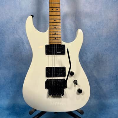 1990 Charvel Jackson DK-065 Dinky White, Made in Japan, MIJ image 2