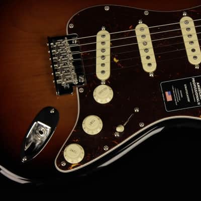 Fender American Professional II Stratocaster - MN 3CS (#643) image 2
