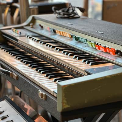 FARFISA VIP 600 with Original Bass Pedal and Stand - RESTORED image 3