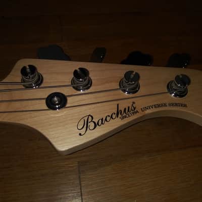 Bacchus BJB Jazz Bass w/Dual Humbucker Sunburst 9 lbs image 6