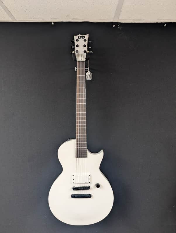 ESP LTD EC ARCTIC METAL 2021  - Satin white image 1
